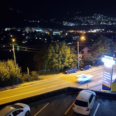 Sleep And Drive White Apartman Szarajevó Kültér fotó