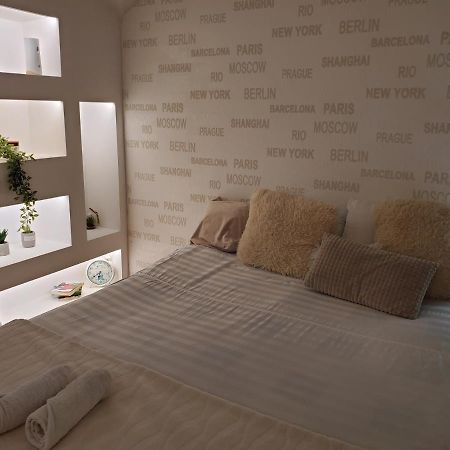 Sleep And Drive White Apartman Szarajevó Kültér fotó