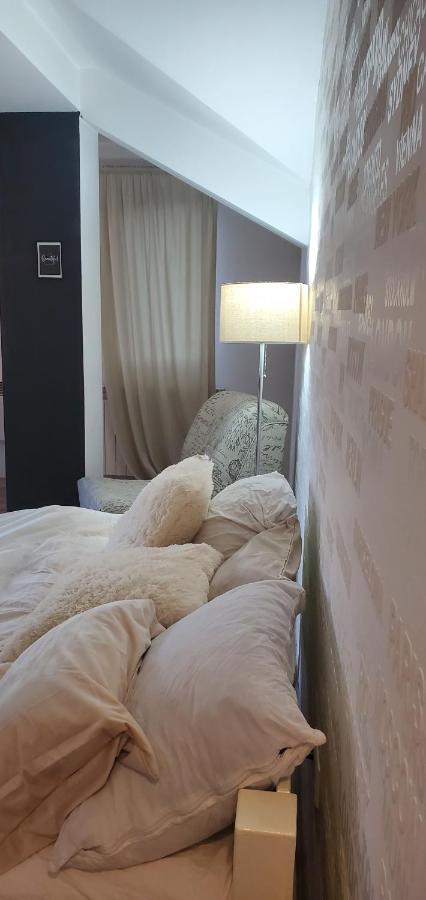 Sleep And Drive White Apartman Szarajevó Kültér fotó