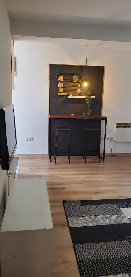 Sleep And Drive White Apartman Szarajevó Szoba fotó