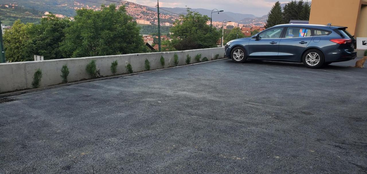 Sleep And Drive White Apartman Szarajevó Kültér fotó