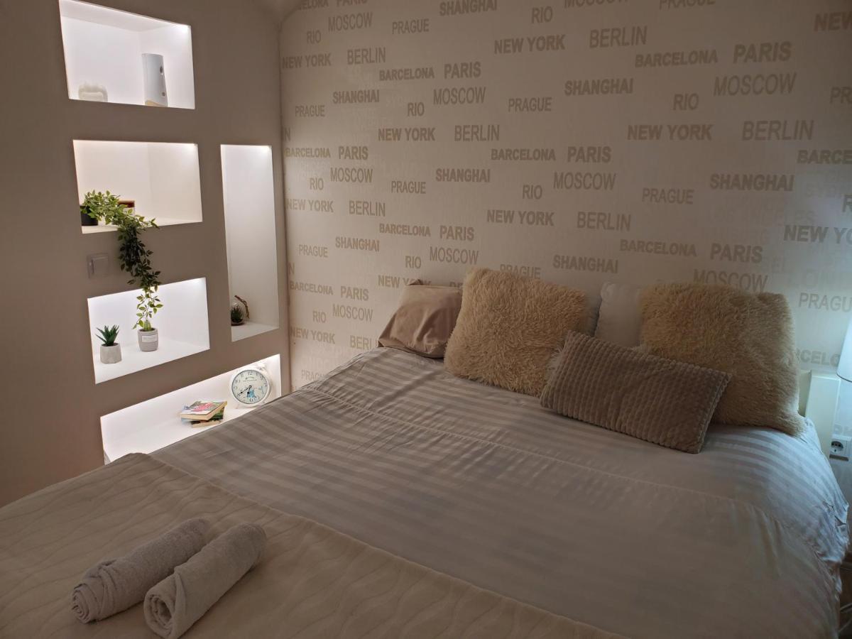 Sleep And Drive White Apartman Szarajevó Kültér fotó